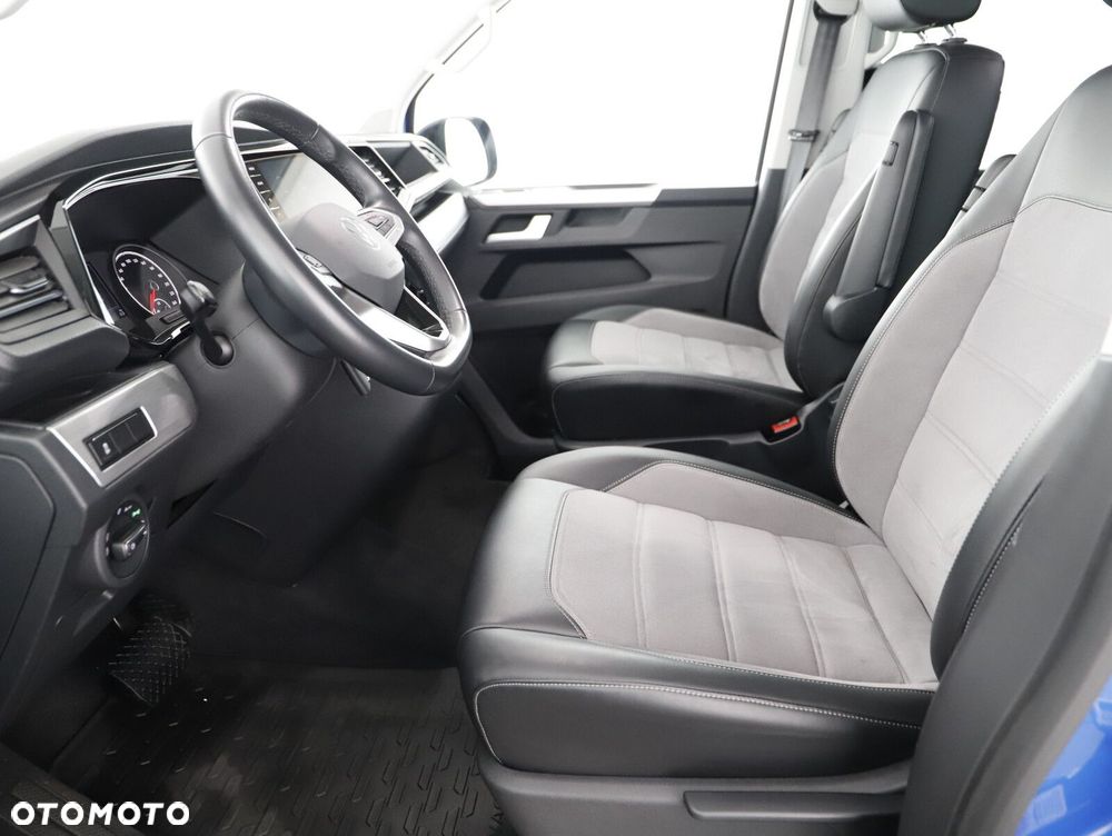 Volkswagen Multivan - 9