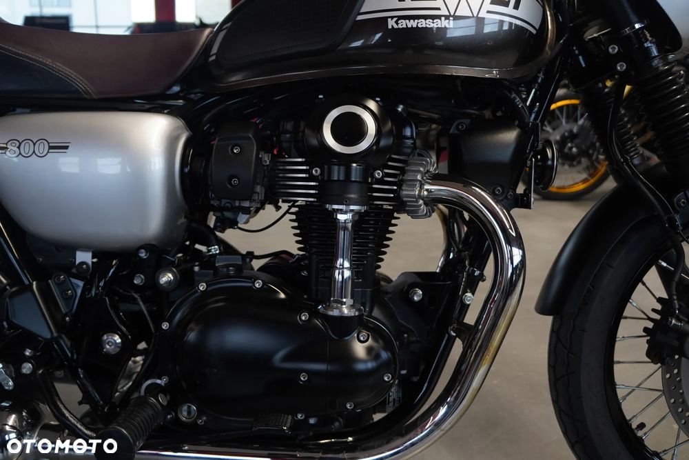 Kawasaki Inny - 12