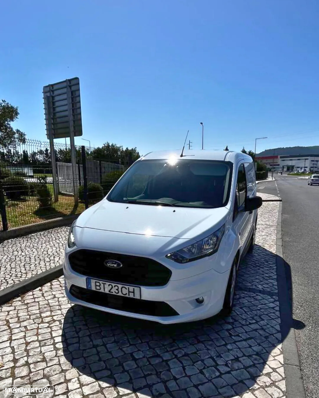 Ford TRANSIT CONNECT 1.5 EcoBlue L1 Trend - 2