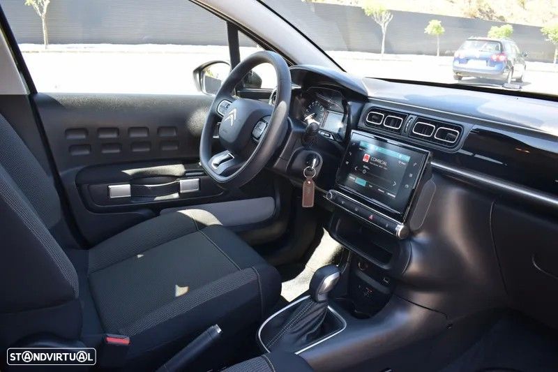 Citroën C3 1.2 PureTech Shine EAT6 - 33