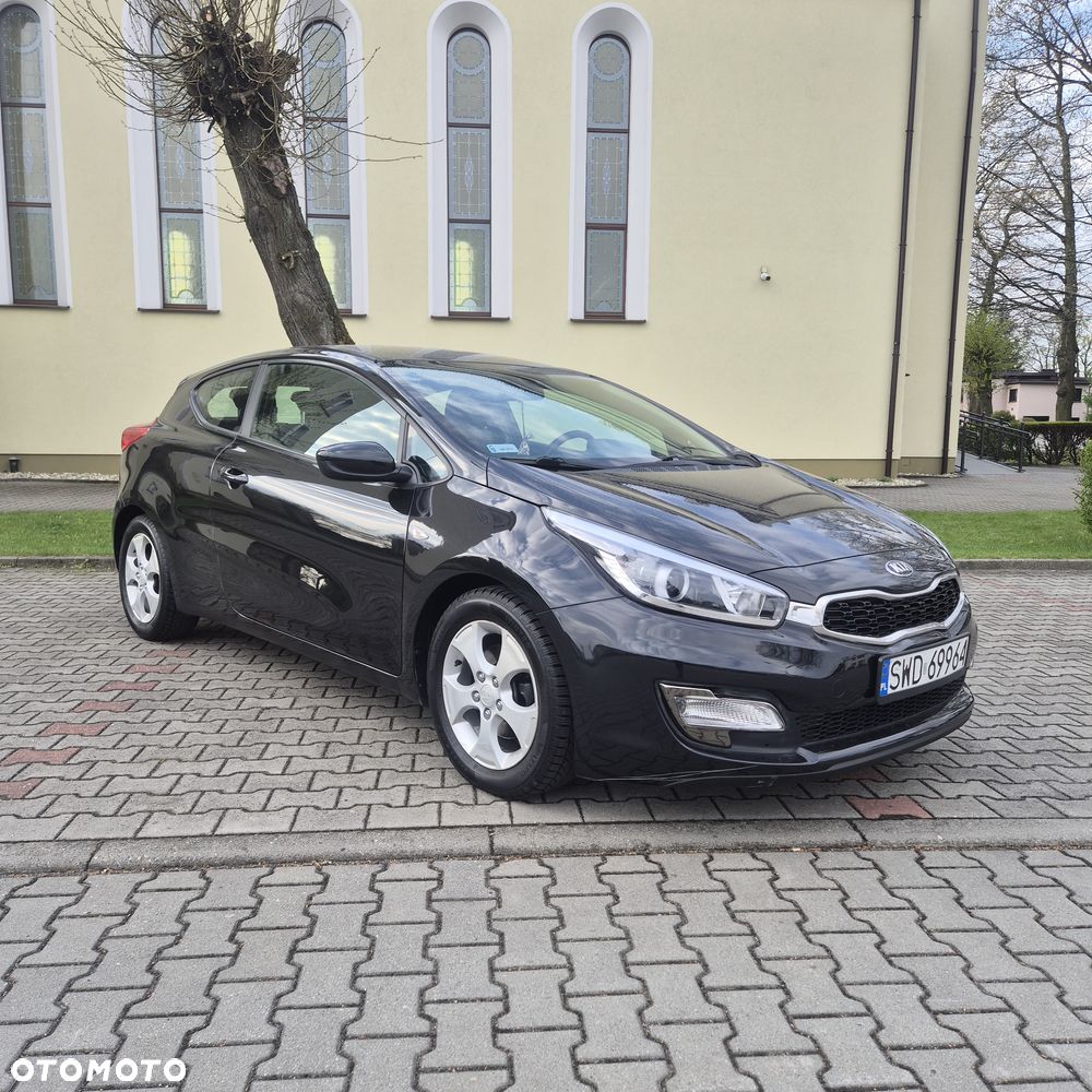 Kia ProCeed - 2
