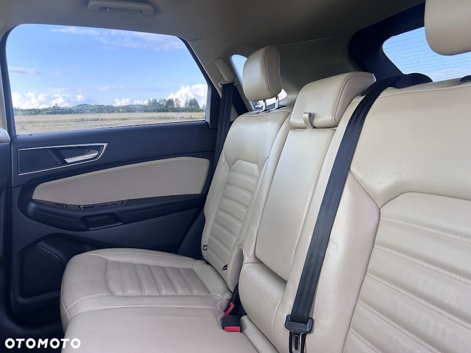 Ford Edge - 36