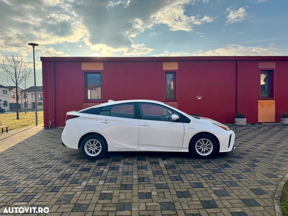 Toyota Prius - 28