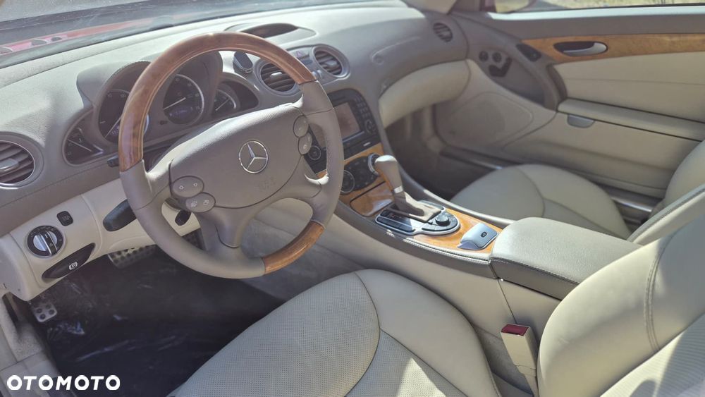 Mercedes-Benz SL 500 - 15