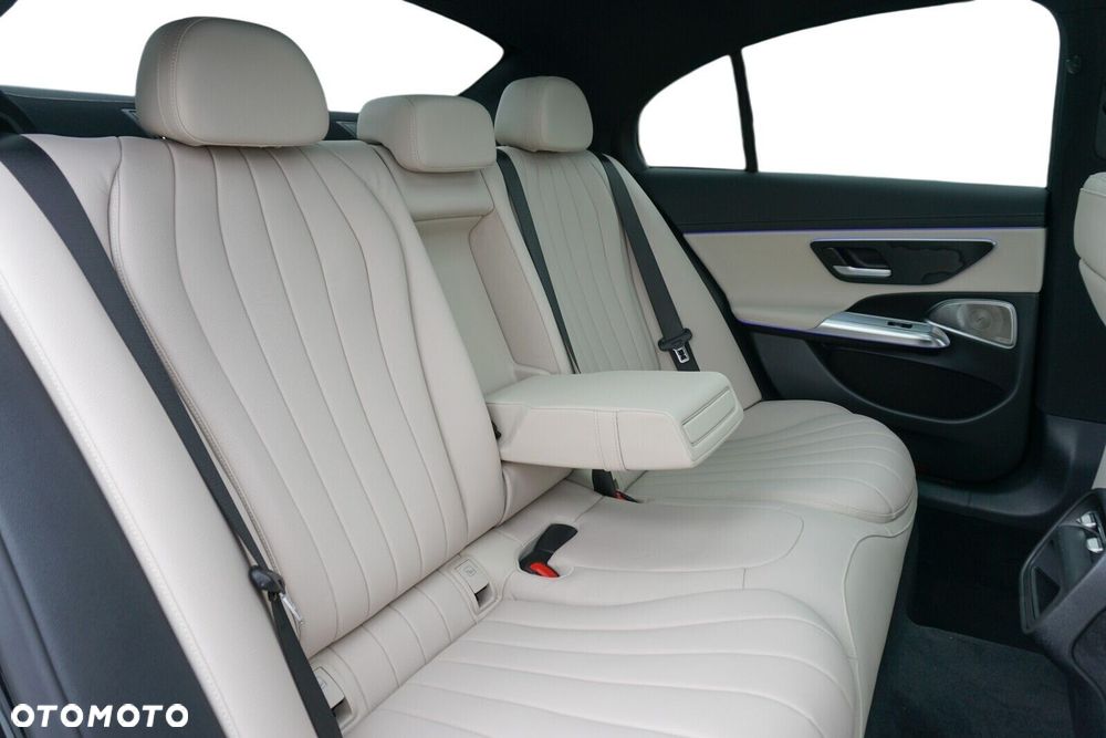 Mercedes-Benz Klasa E - 10