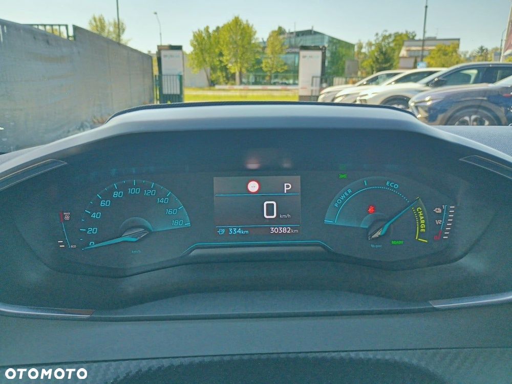 Peugeot 208 - 21