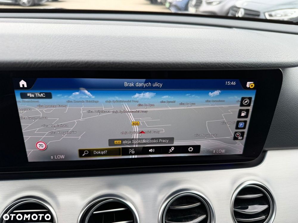 Mercedes-Benz Klasa E 220 d 4-Matic AMG/Avantgarde - 35