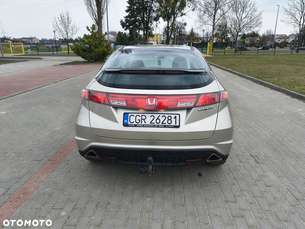 Honda Civic 1.8 Sport - 16