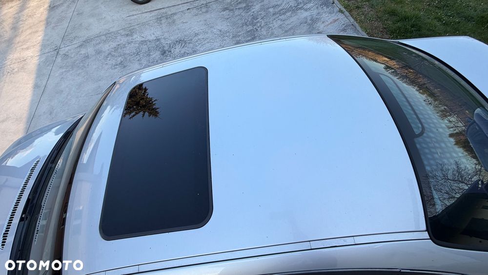 BMW Seria 3 325i - 7