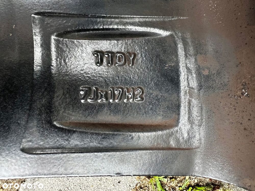 DEZENT TT felga 7X17 ET40 4x114,3 KBA 49295 - 13