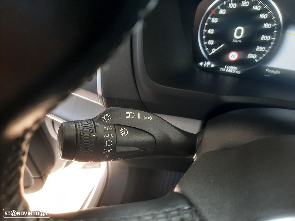 Volvo XC 90 T8 AWD Recharge Geartronic Inscription - 33
