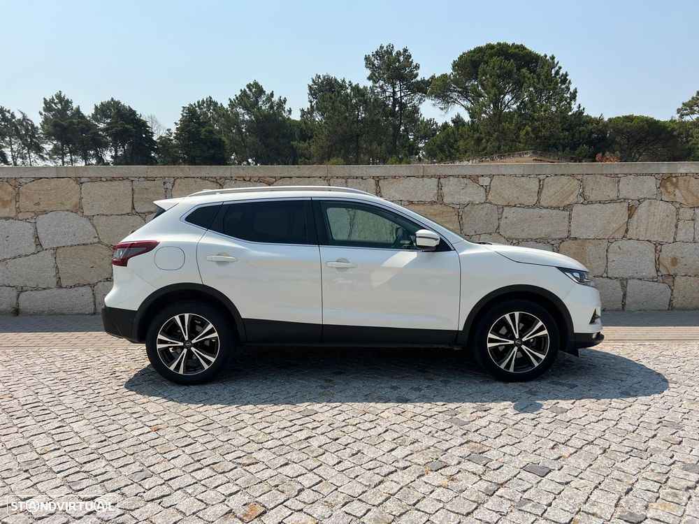 Nissan Qashqai 1.5 dCi N-Connecta DCT - 1