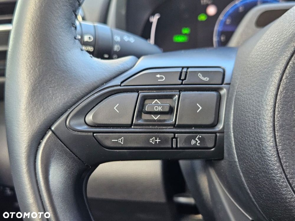 Toyota Yaris Hybrid 1.5 Style - 25