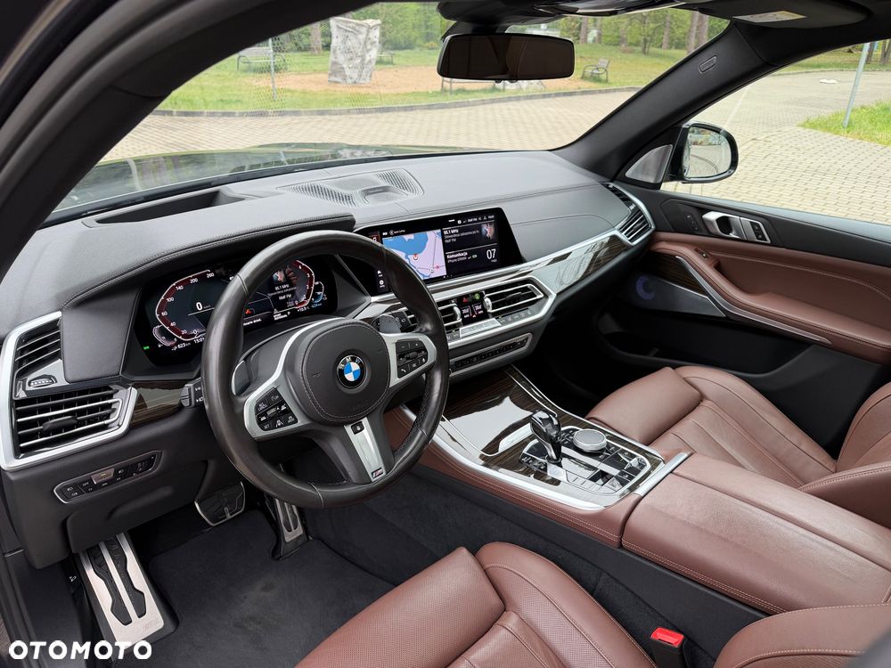 BMW X5 xDrive45e - 24