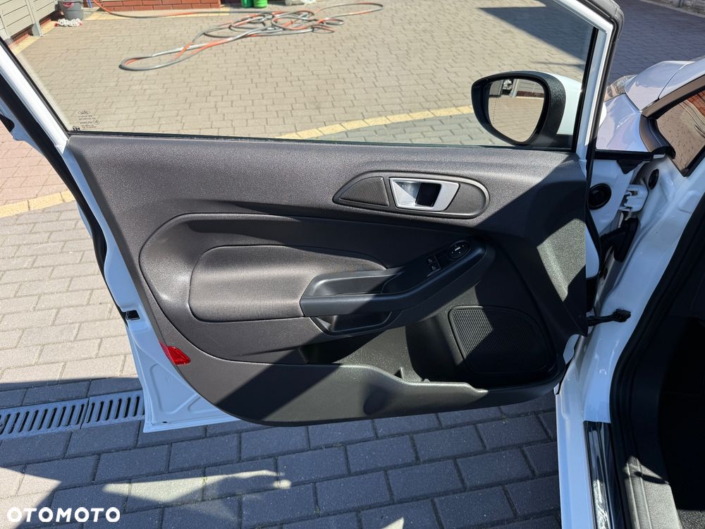 Ford Fiesta - 18