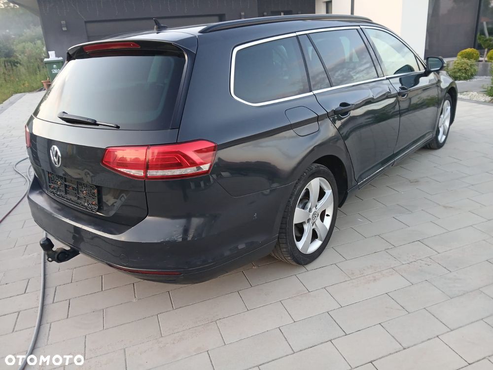 Volkswagen Passat 2.0 TDI (BlueMotion Technology) Comfortline - 8