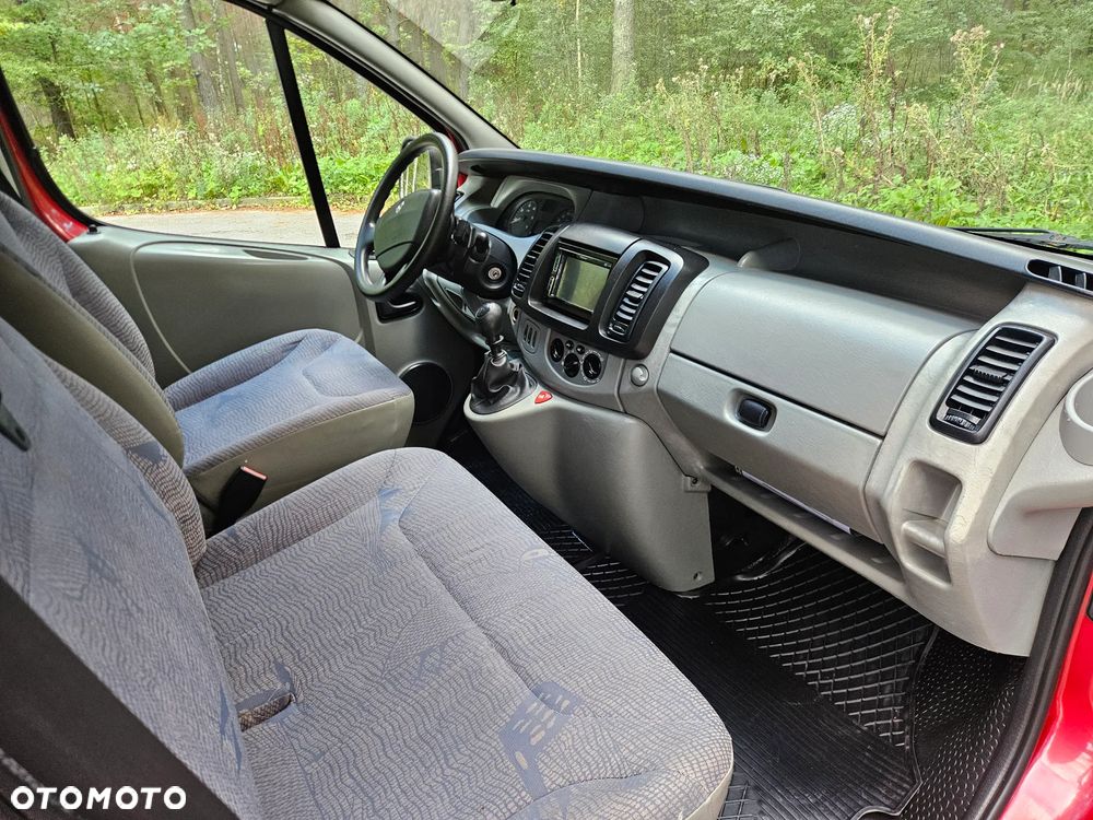 Renault TRAFIC LONG 6-OSOBOWY - 27