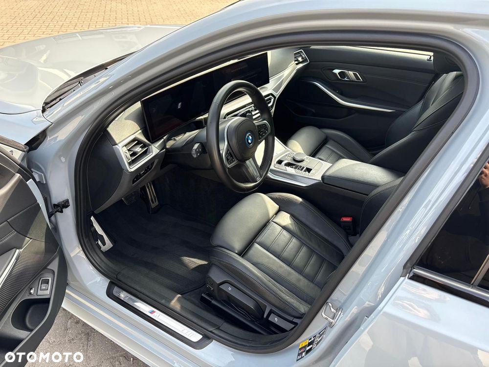 BMW Seria 3 320e M Sport sport - 12