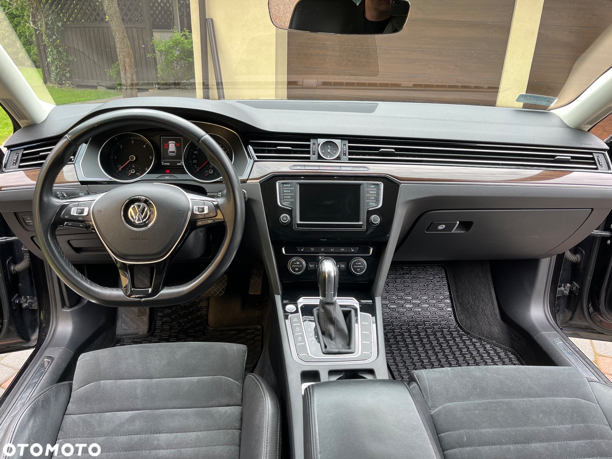 Volkswagen Passat 2.0 TDI BMT Highline DSG - 11