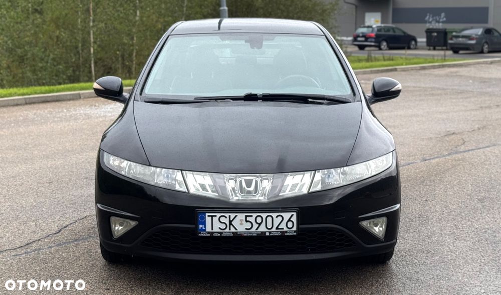 Honda Civic 1.8 Comfort - 18