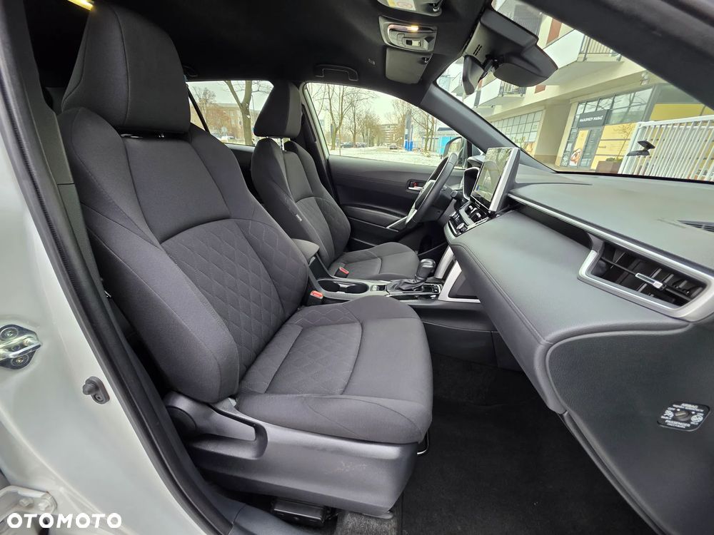 Toyota Corolla Cross 2.0 Hybrid Comfort AWD - 37