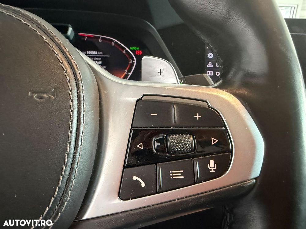 BMW X5 xDrive40i - 12