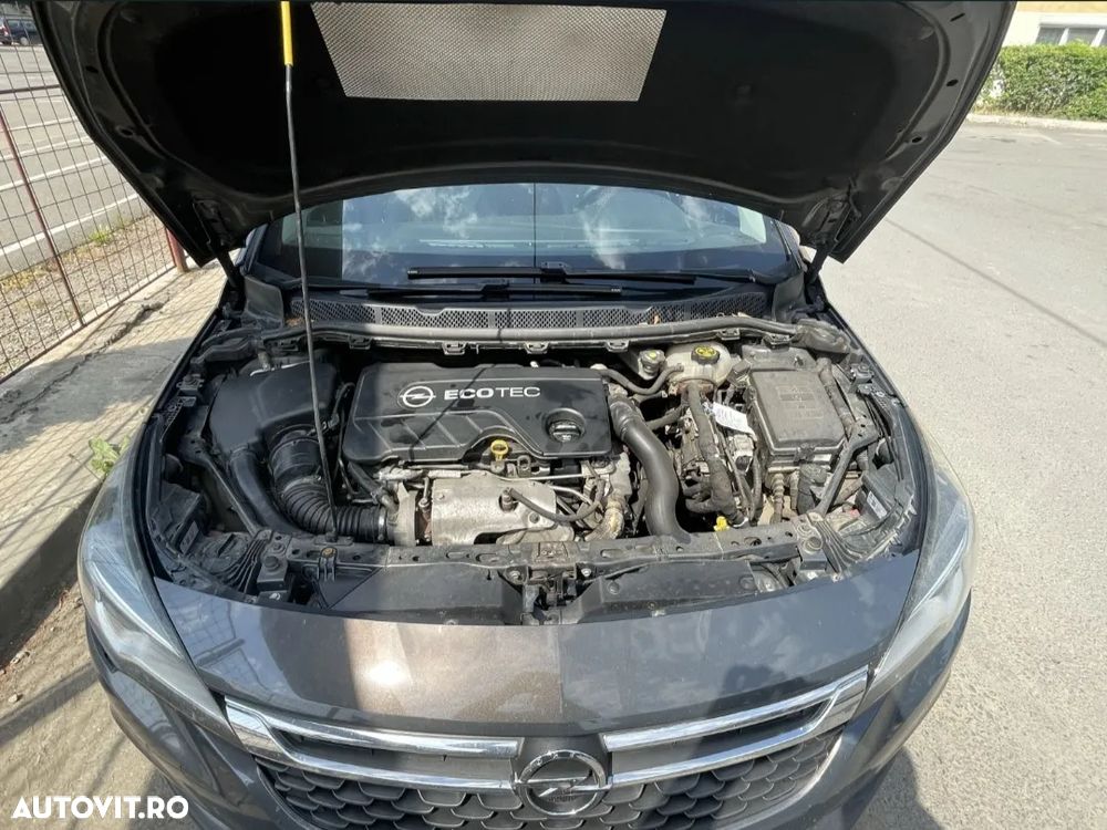 Opel Astra 1.6 CDTI ECOTEC Start/Stop Cosmo - 6