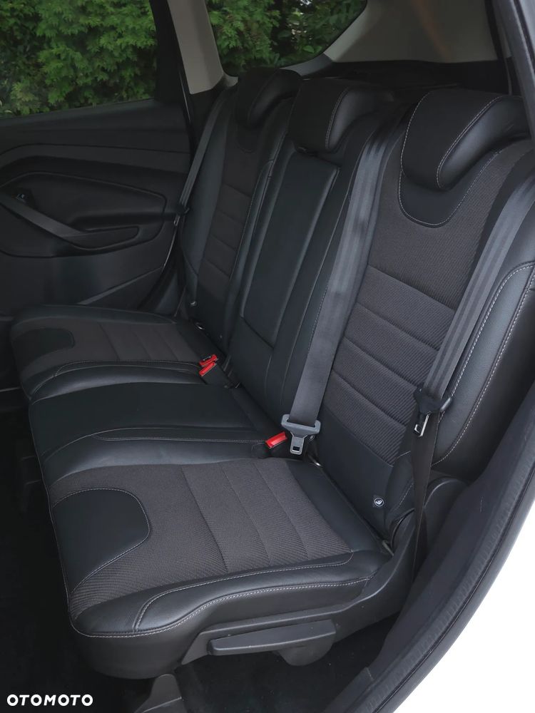 Ford Kuga 2.0 TDCi Titanium - 16