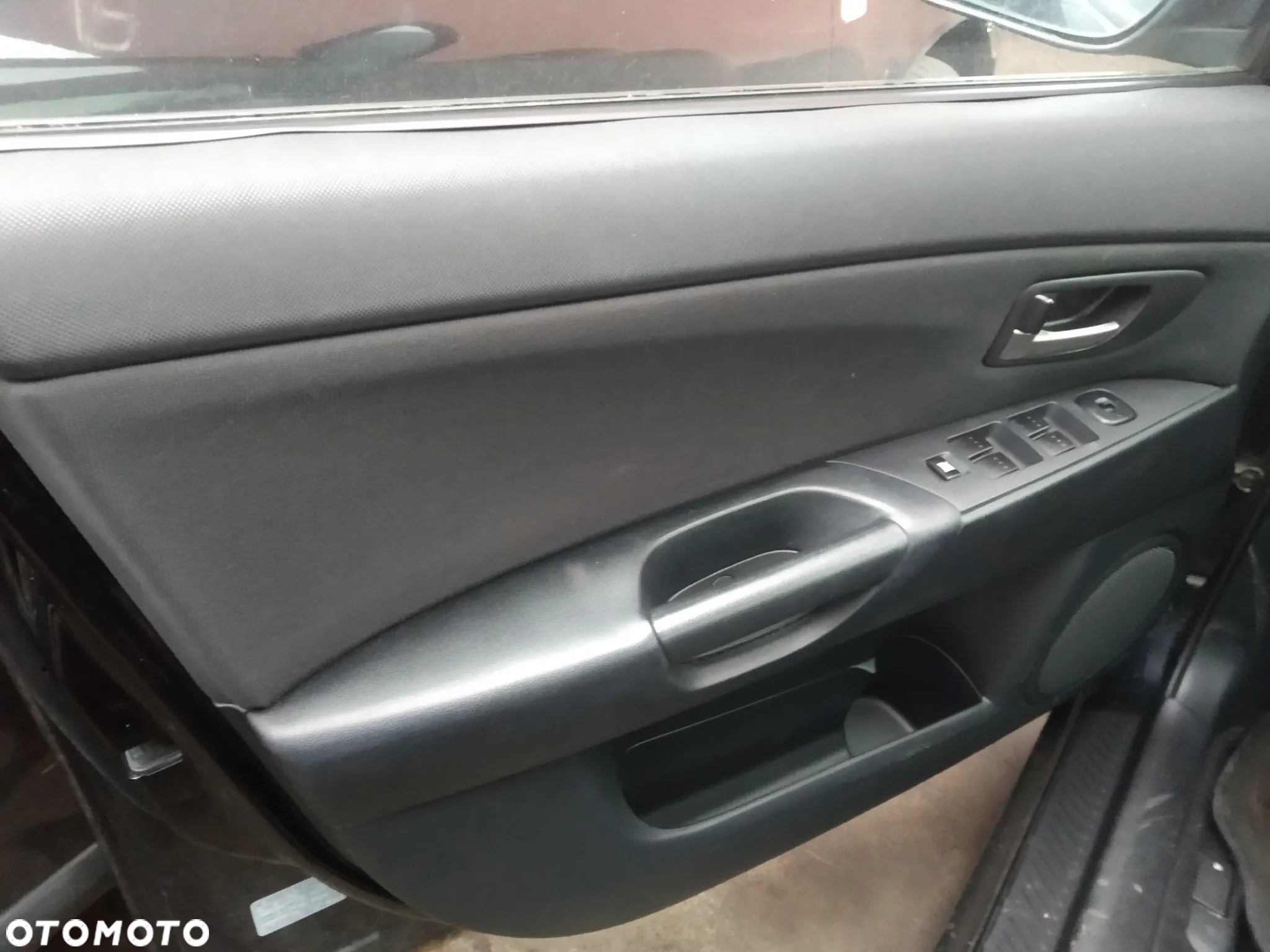 MAZDA 3 03- 06 1.6 16V PODLOKIETNIK - 36