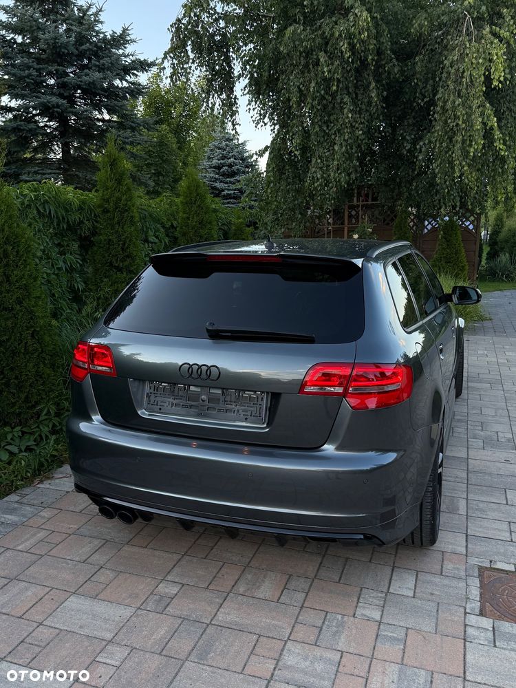 Audi RS3 Sportback S tronic - 8