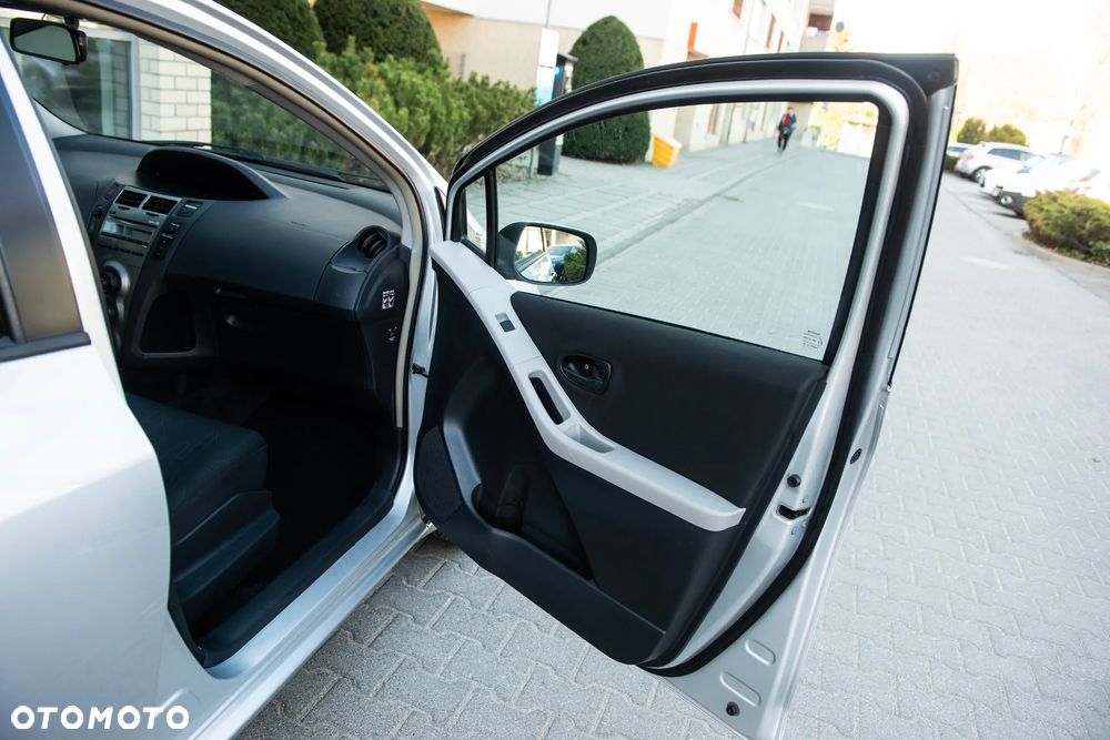 Toyota Yaris 1.0 VVT-i Comfort - 23