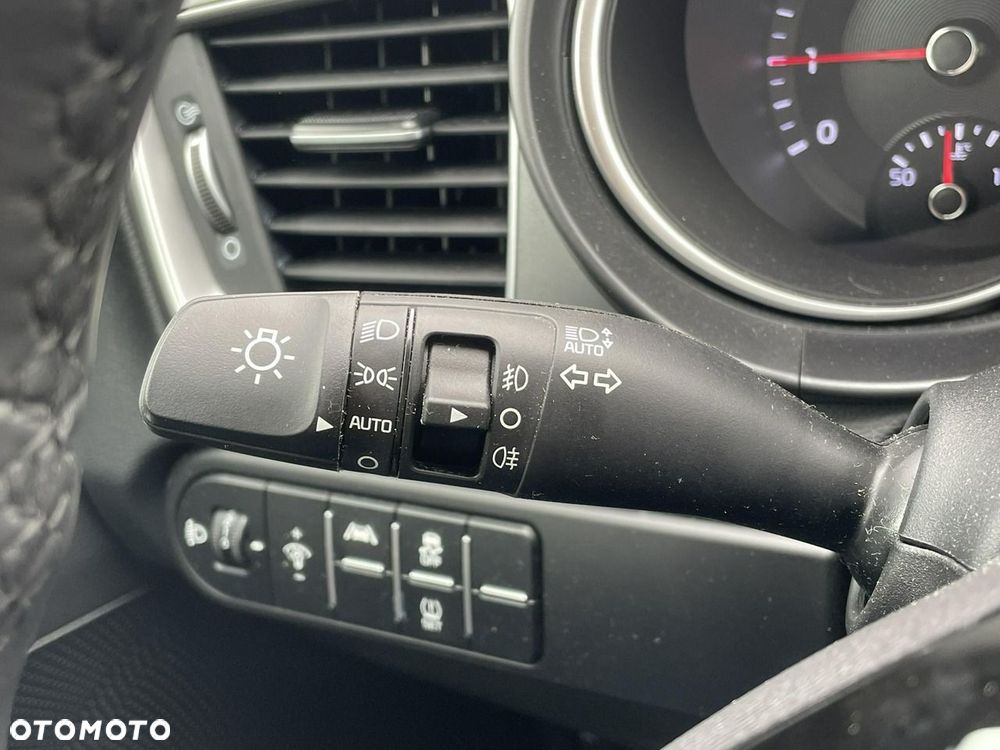 Kia XCeed - 22