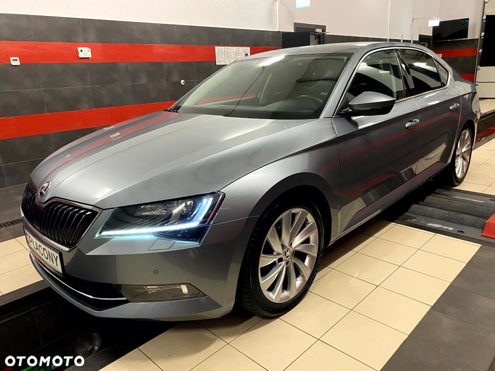 Skoda Superb 2.0 TDI DSG Premium Edition - 7