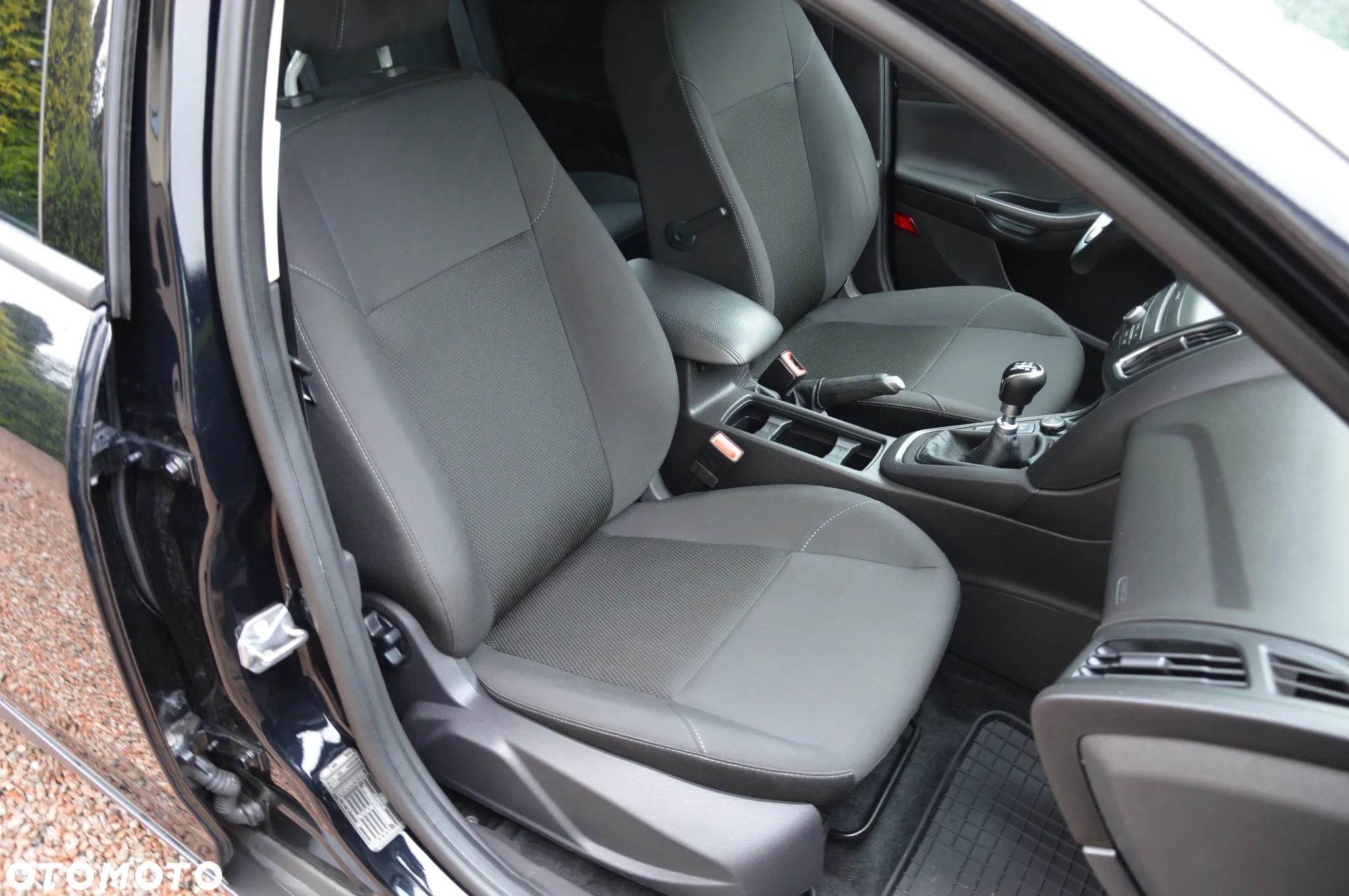 Ford Focus - 22