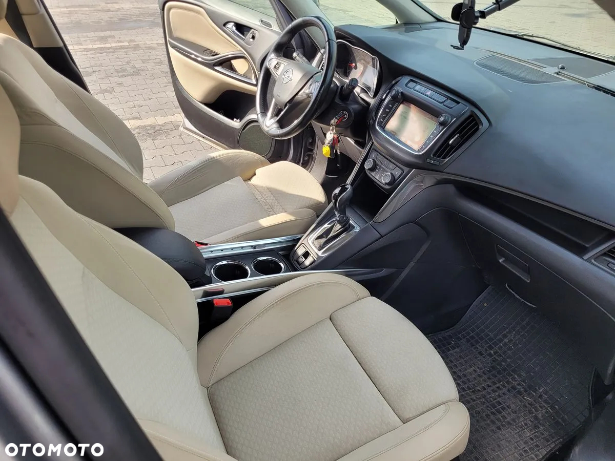 Opel Zafira 2.0 CDTI Cosmo - 17