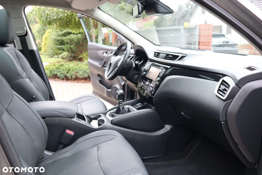 Nissan Qashqai 1.6 DCi Tekna EU6 - 11