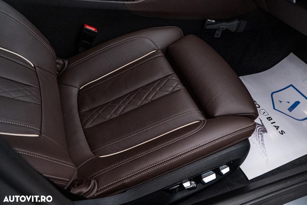 BMW Seria 5 530e iPerformance Aut. Luxury Line - 26