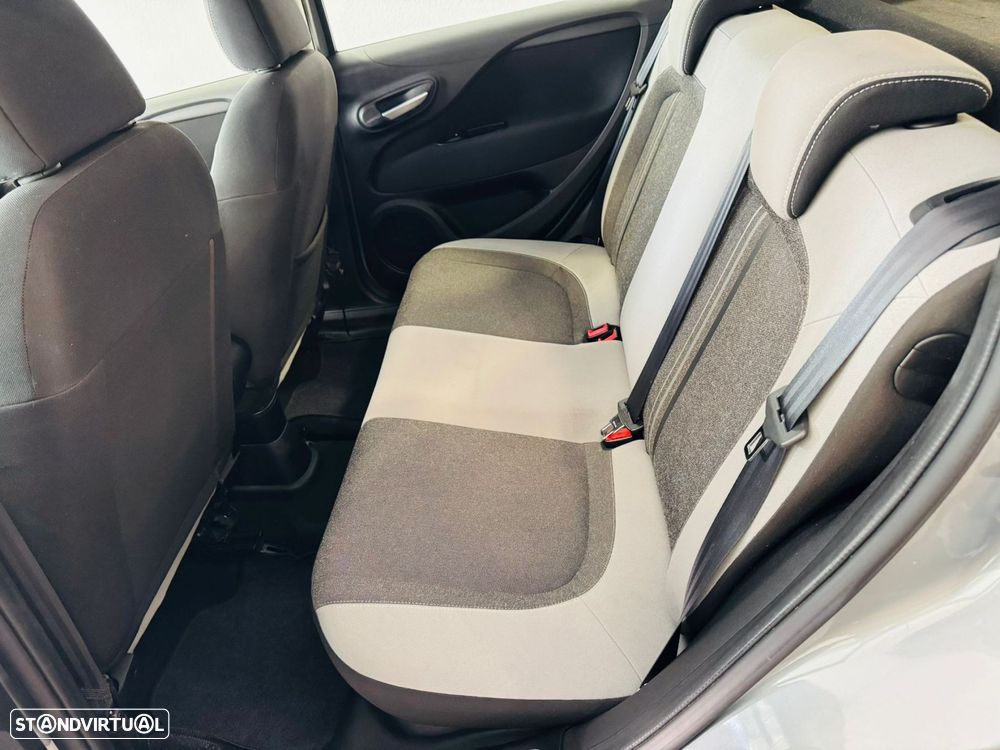 Fiat Punto 1.2 Lounge S&S - 18