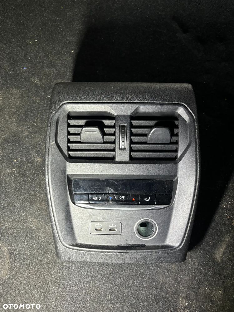 BMW G20 G21 Panel klimatyzacji tył kratki USB zapalniczka