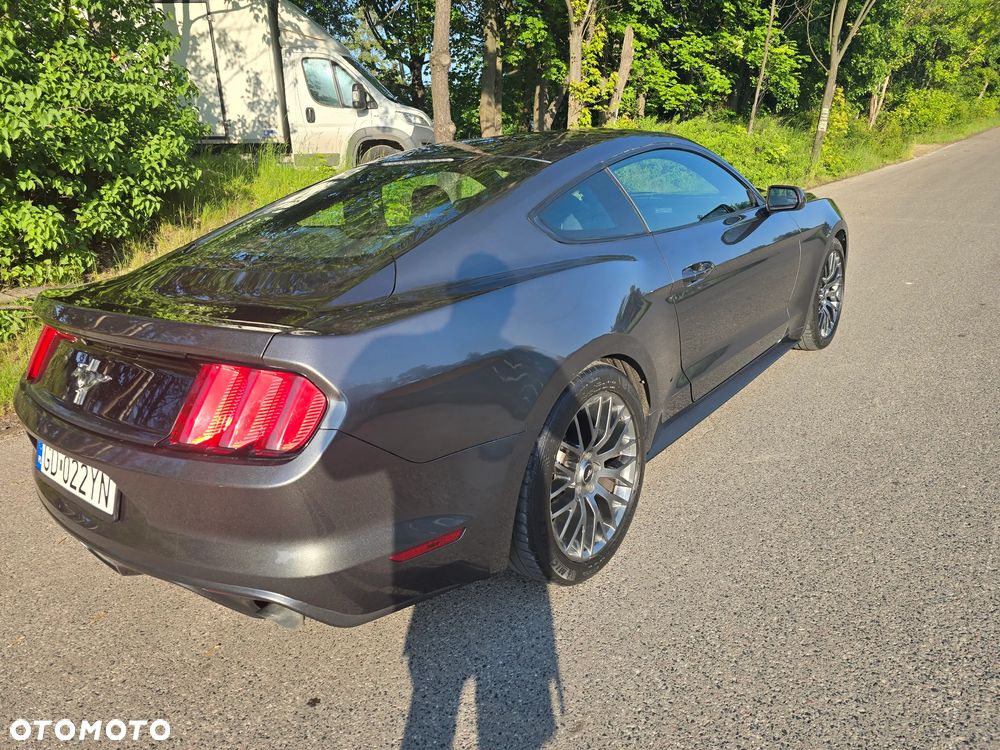 Ford Mustang 3.7 V6 - 2