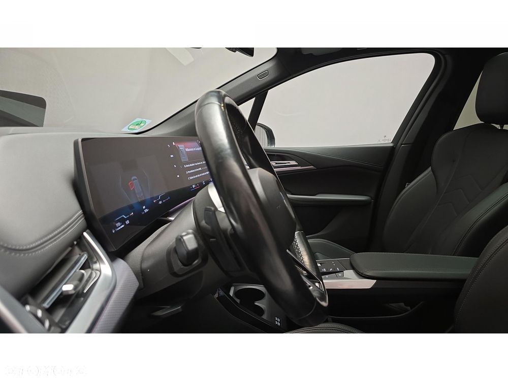 BMW Seria 2 218d - 30