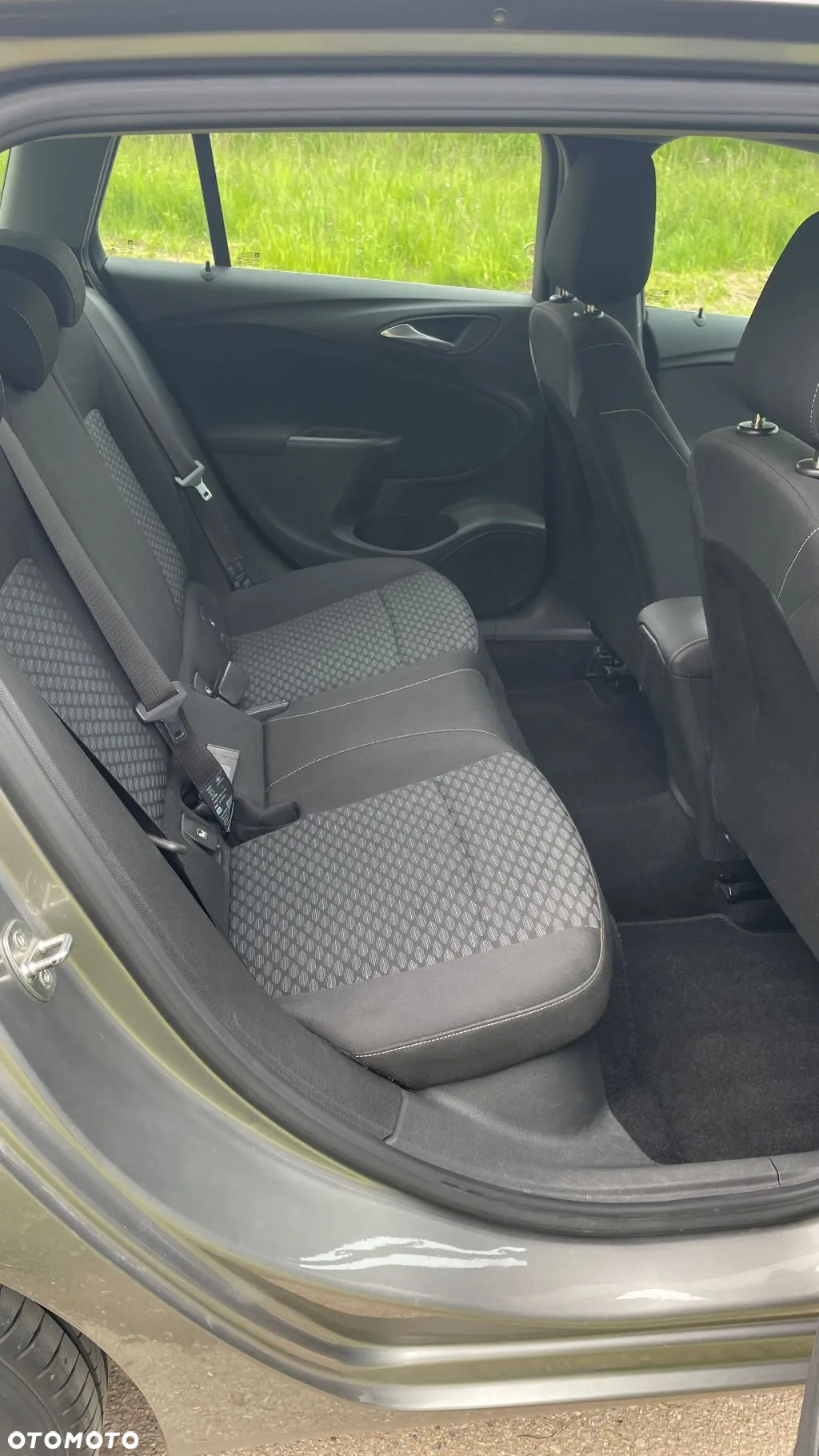Opel Astra V 1.4 T Enjoy - 12