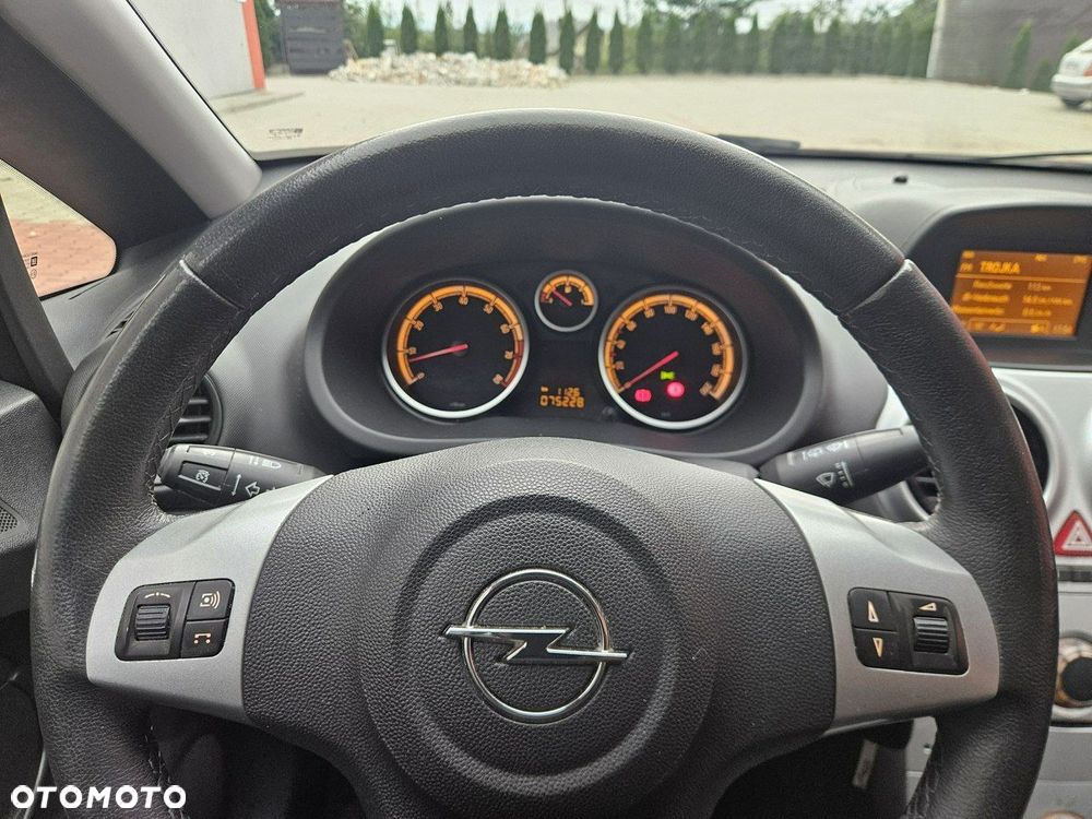 Opel Corsa 1.4 16V Active - 26