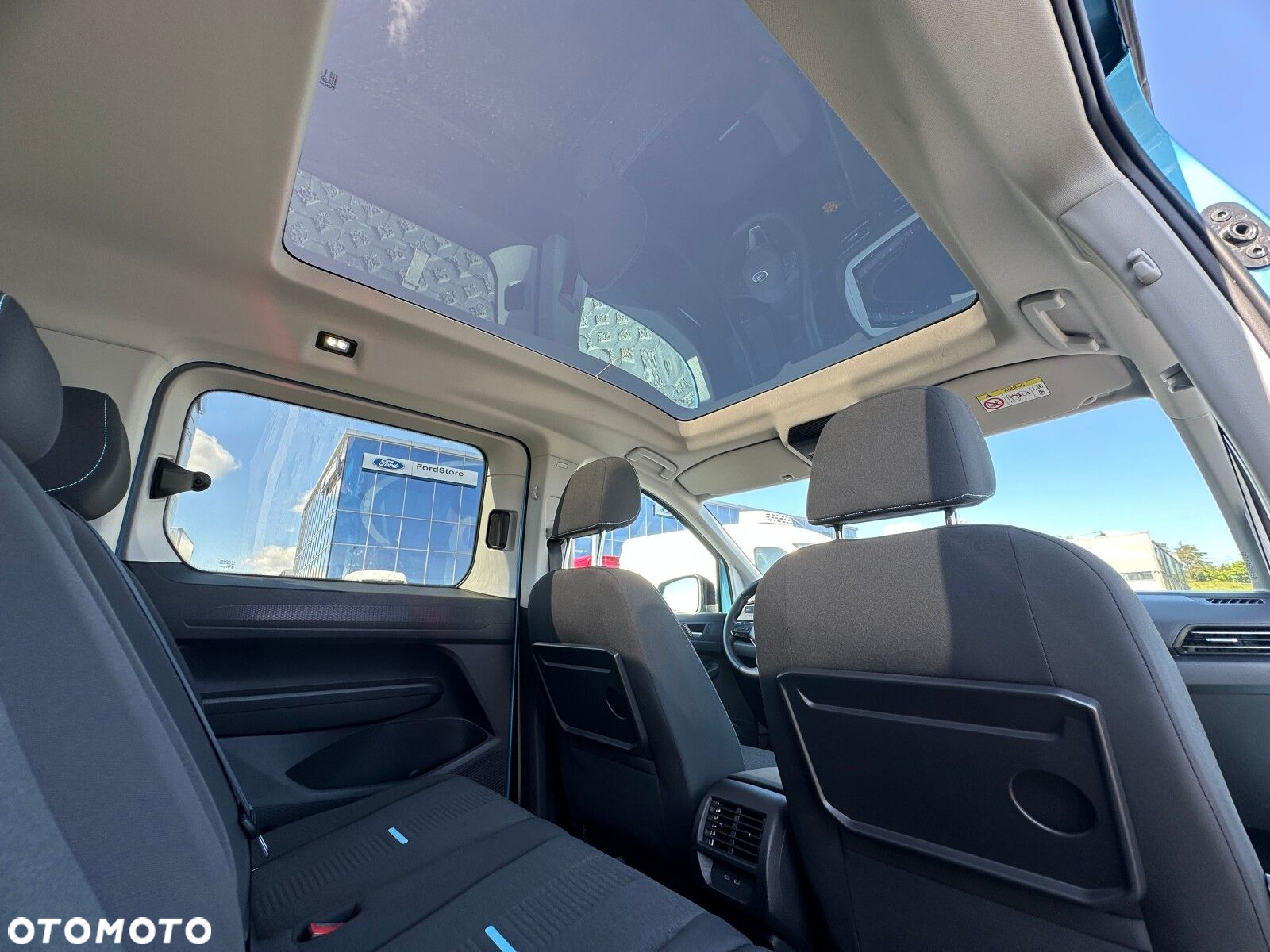 Ford Tourneo Connect Grand - 15