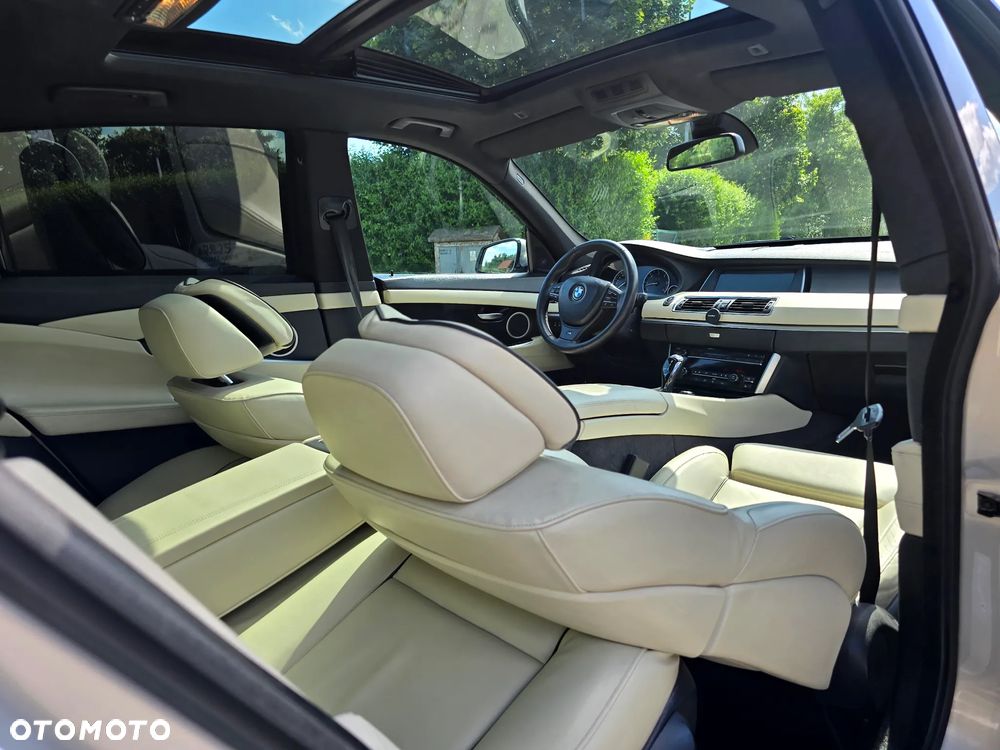 BMW 5GT 530d xDrive - 12