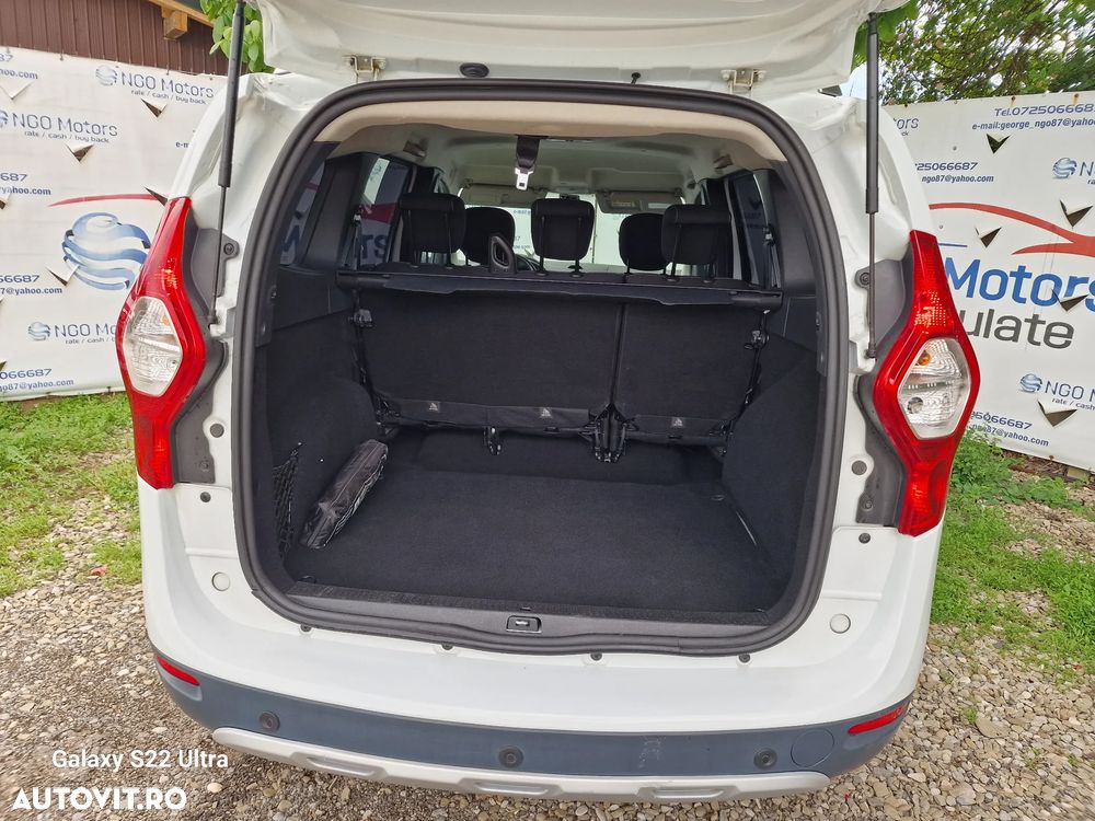 Dacia Lodgy TCe 115 Stepway Celebration - 7