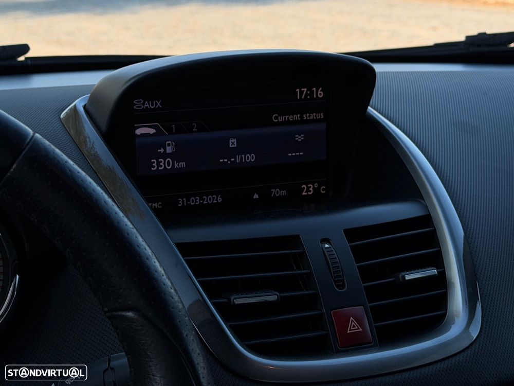 Peugeot 207 CC 120 VTi Auto Allure - 28