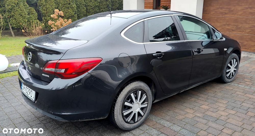 Opel Astra 1.4 T Business - 4