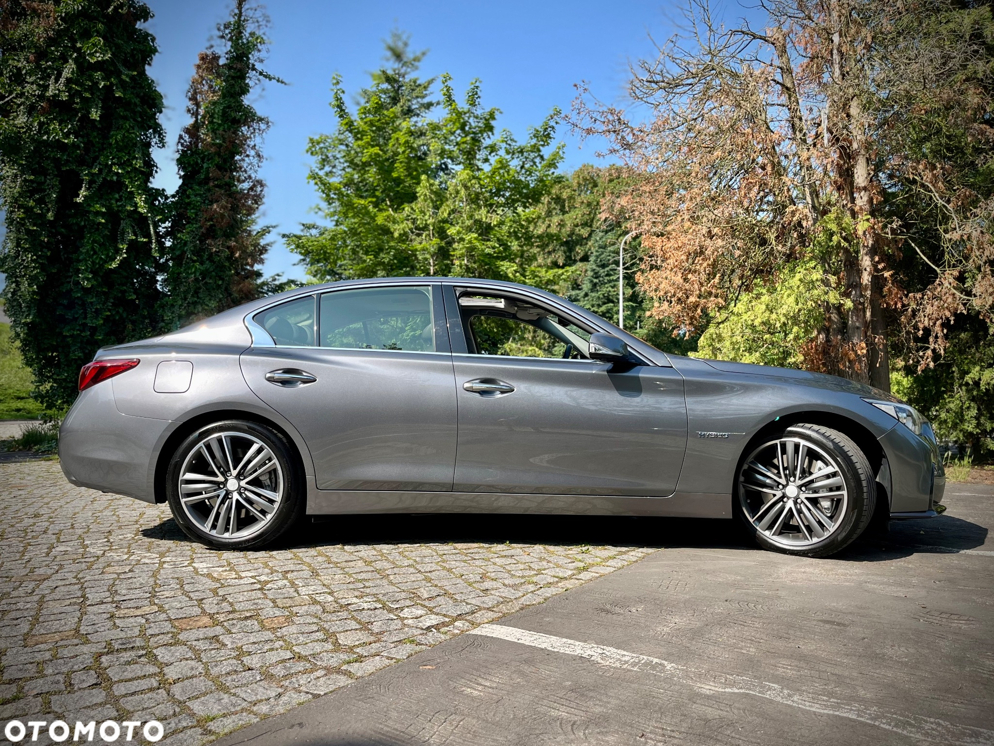 Infiniti Q50 Hybrid AWD Premium - 3
