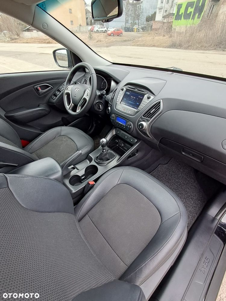 Hyundai ix35 - 11